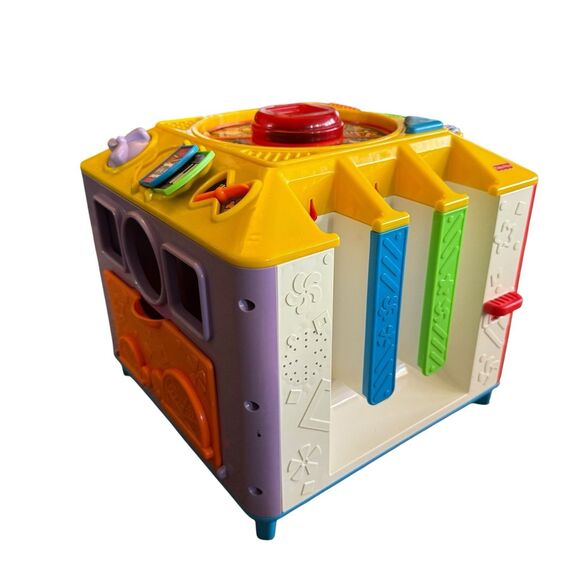 Fisher Price Incrediblock Activity Cube With 26 Peek A Boo Blocks